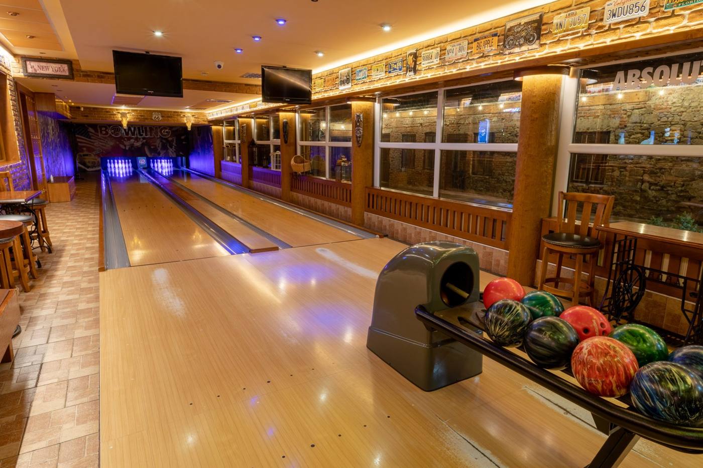 Bowlingové dráhy v Kolkárni